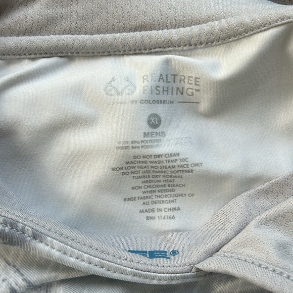 Men’s fishing 🎣 dry fit - Picture 6 of 8